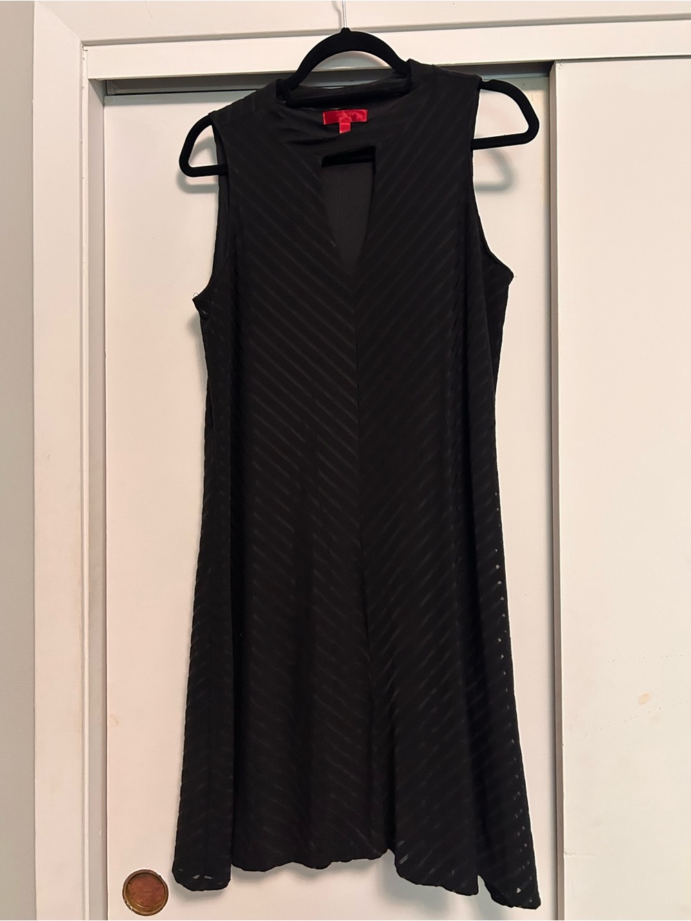Jennifer Lopez Black Sleeveless Midi Dress with V-Notch